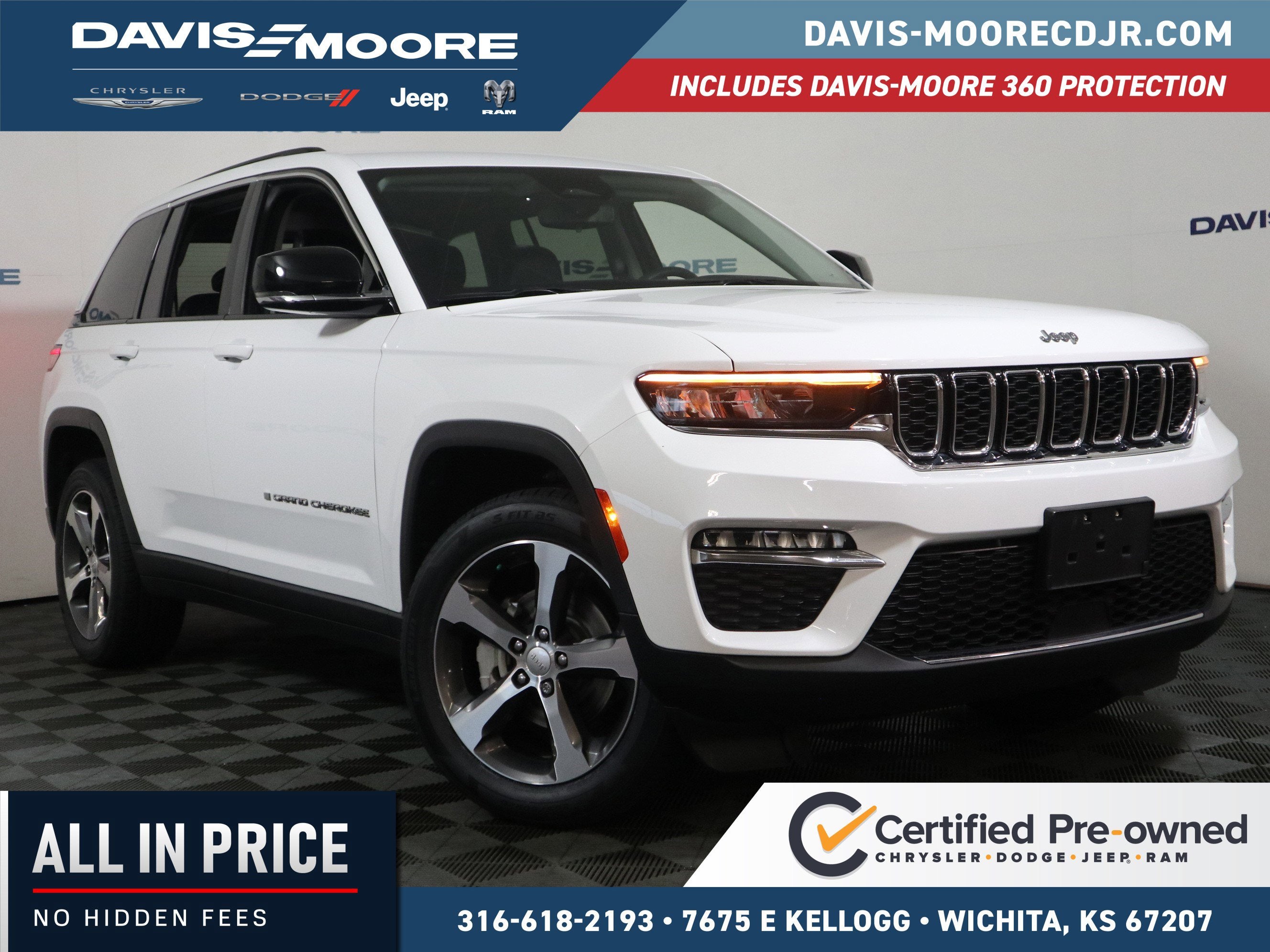 2023 Jeep Grand Cherokee Limited 4x4 in White — front three-quarter view