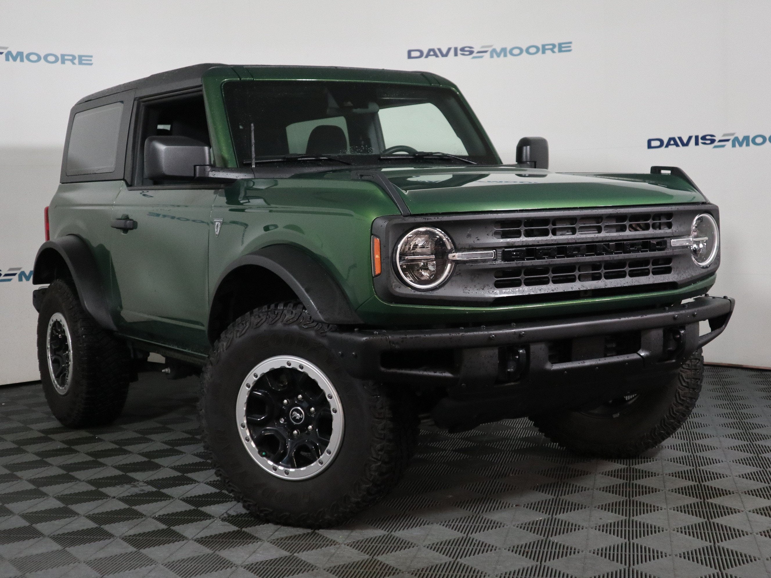 2023 Ford Bronco — side profile view